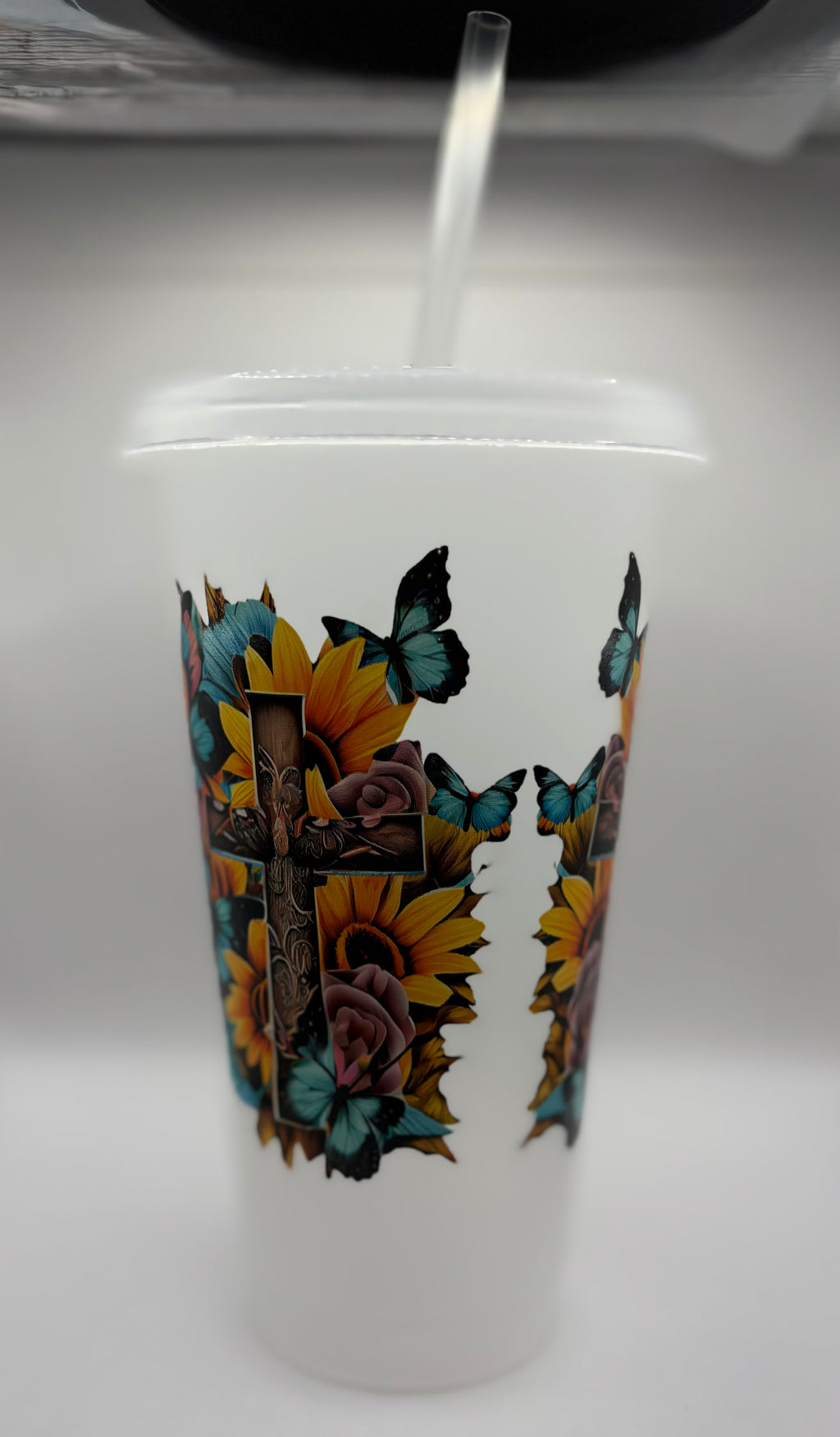 Western Cross Plastic Cup