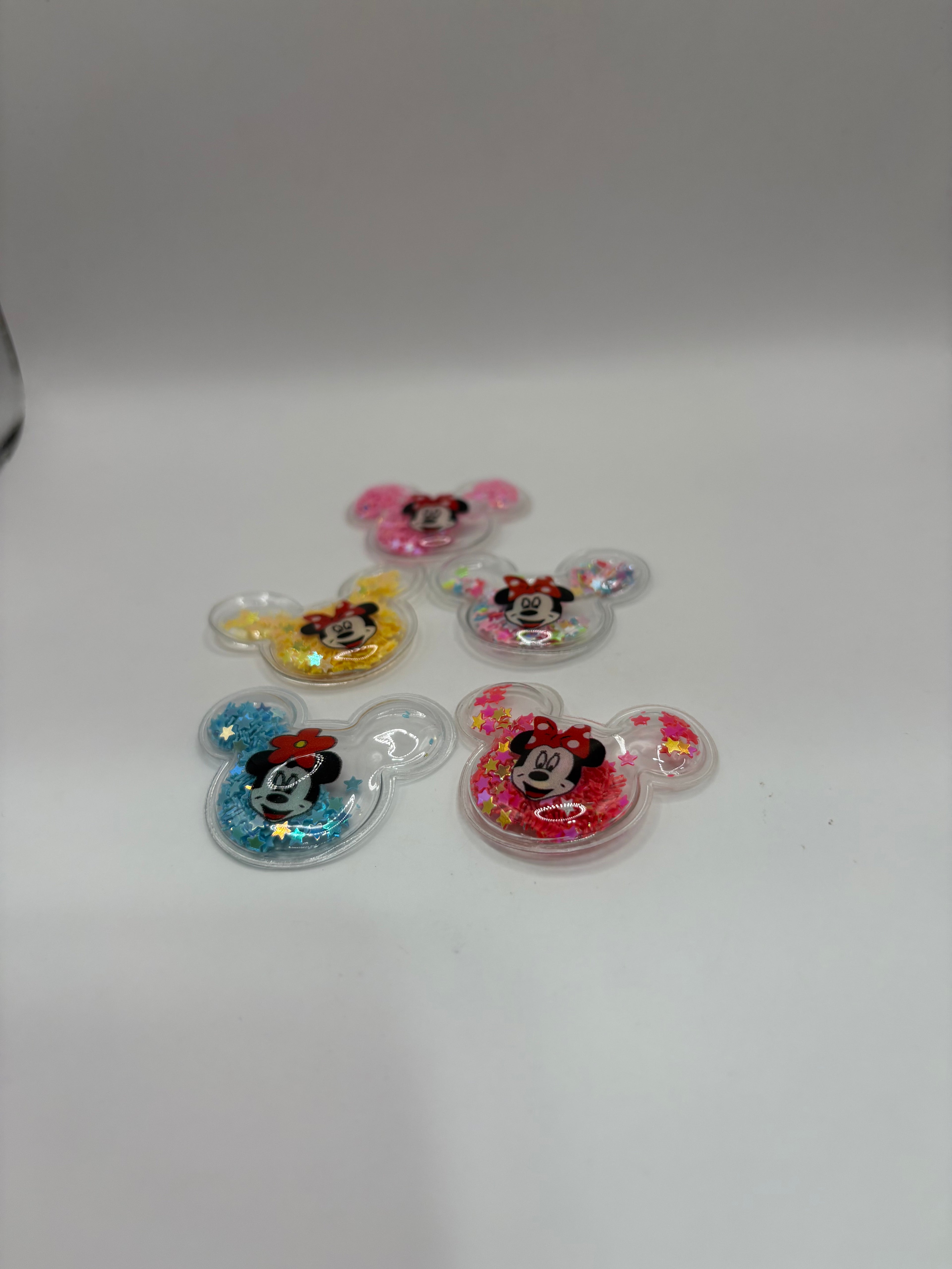 Minnie Plastic Shakers